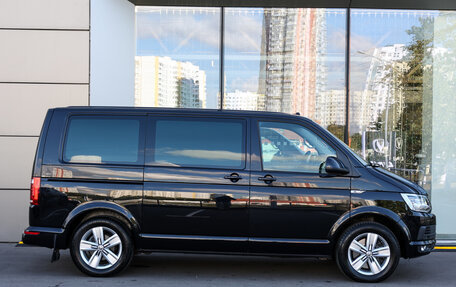 Volkswagen Multivan T6 рестайлинг, 2019 год, 4 998 000 рублей, 4 фотография