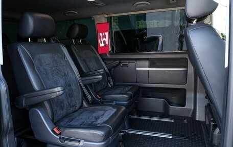 Volkswagen Multivan T6 рестайлинг, 2019 год, 4 998 000 рублей, 11 фотография