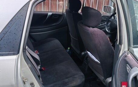 Suzuki Aerio, 2002 год, 390 000 рублей, 11 фотография