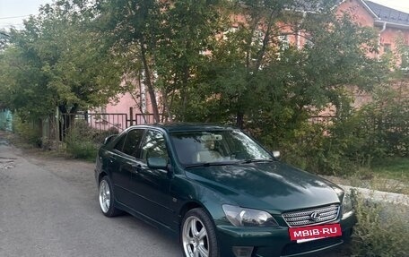 Lexus IS II рестайлинг 2, 2002 год, 720 000 рублей, 4 фотография