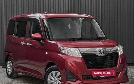 Toyota Roomy I, 2019 год, 1 000 000 рублей, 3 фотография