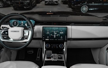 Land Rover Range Rover IV рестайлинг, 2023 год, 18 866 000 рублей, 10 фотография