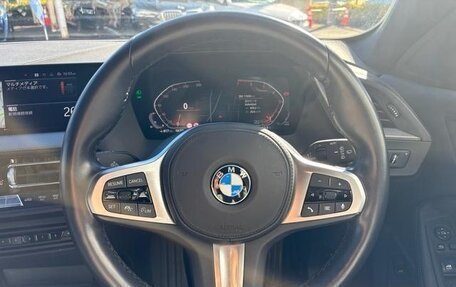BMW 1 серия, 2022 год, 1 398 000 рублей, 13 фотография