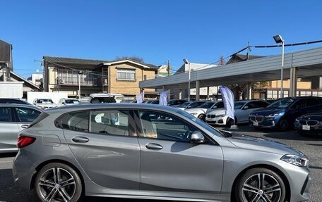 BMW 1 серия, 2022 год, 1 398 000 рублей, 8 фотография