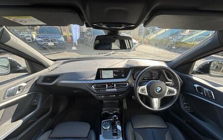 BMW 1 серия, 2022 год, 1 398 000 рублей, 16 фотография