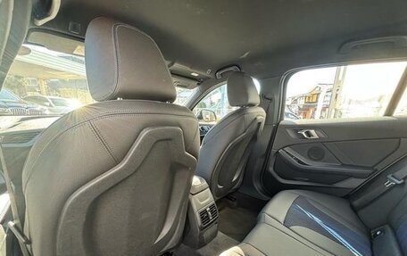 BMW 1 серия, 2022 год, 1 398 000 рублей, 22 фотография