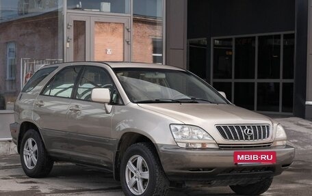Lexus RX IV рестайлинг, 2001 год, 660 000 рублей, 3 фотография