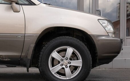 Lexus RX IV рестайлинг, 2001 год, 660 000 рублей, 9 фотография