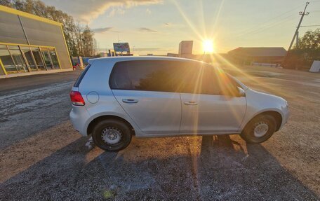 Volkswagen Golf VI, 2010 год, 640 000 рублей, 2 фотография