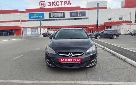 Opel Astra J, 2013 год, 645 000 рублей, 7 фотография