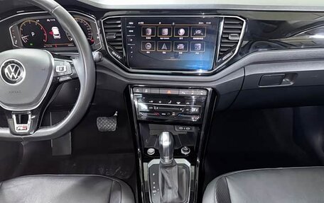 Volkswagen T-Roc I, 2022 год, 1 575 000 рублей, 14 фотография