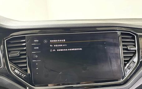 Volkswagen T-Roc I, 2022 год, 1 575 000 рублей, 16 фотография