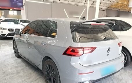 Volkswagen Golf VIII, 2024 год, 2 600 000 рублей, 4 фотография