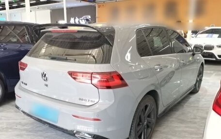 Volkswagen Golf VIII, 2024 год, 2 600 000 рублей, 6 фотография