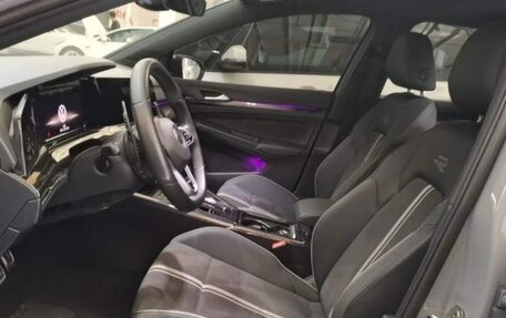 Volkswagen Golf VIII, 2024 год, 2 600 000 рублей, 16 фотография