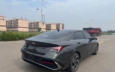Hyundai Elantra, 2023 год, 1 690 000 рублей, 6 фотография