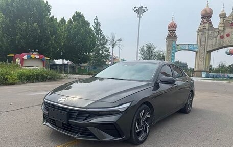 Hyundai Elantra, 2023 год, 1 690 000 рублей, 1 фотография