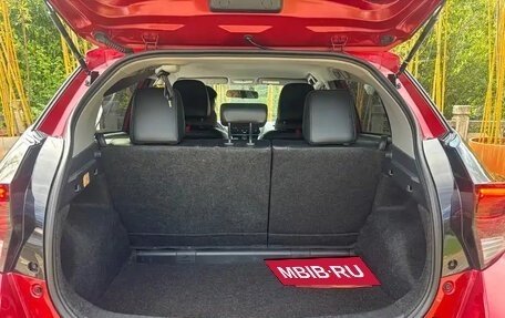 Toyota Yaris XP150 рестайлинг, 2022 год, 1 060 000 рублей, 16 фотография