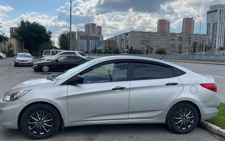Hyundai Solaris II рестайлинг, 2012 год, 669 000 рублей, 3 фотография
