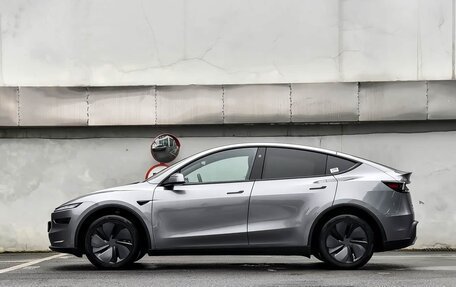 Tesla Model Y I, 2026 год, 6 300 000 рублей, 5 фотография