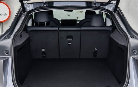 Tesla Model Y I, 2026 год, 6 300 000 рублей, 10 фотография