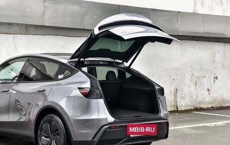 Tesla Model Y I, 2026 год, 6 300 000 рублей, 9 фотография