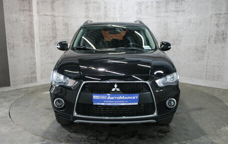 Mitsubishi Outlander III рестайлинг 3, 2011 год, 981 000 рублей, 2 фотография