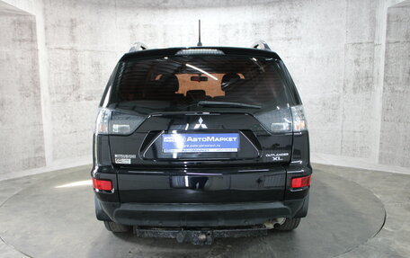 Mitsubishi Outlander III рестайлинг 3, 2011 год, 981 000 рублей, 7 фотография