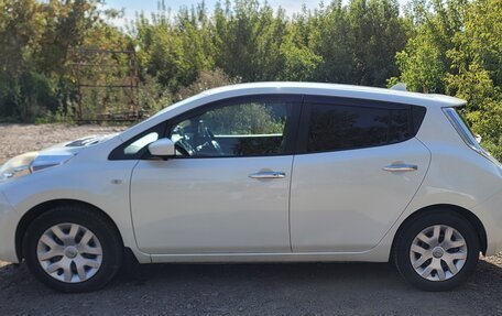 Nissan Leaf I, 2016 год, 1 030 000 рублей, 4 фотография