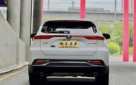 Toyota Harrier, 2023 год, 4 311 300 рублей, 5 фотография