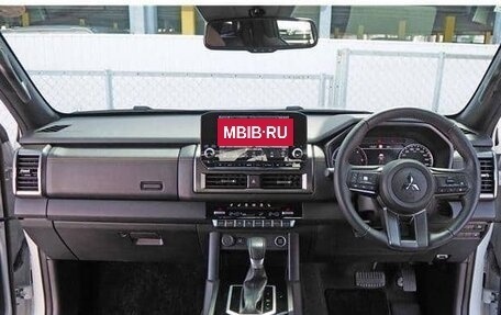 Mitsubishi L200, 2024 год, 4 342 000 рублей, 4 фотография