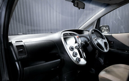 Toyota Ractis I, 2009 год, 660 000 рублей, 16 фотография