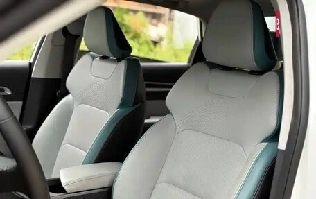Geely Emgrand, 2023 год, 991 555 рублей, 9 фотография