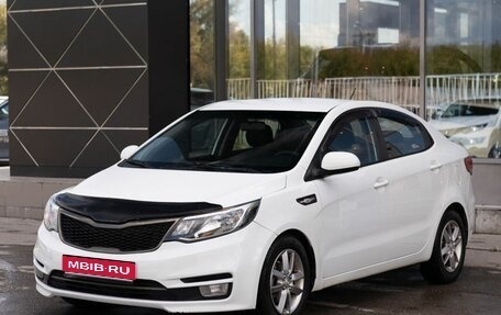KIA Rio III рестайлинг, 2015 год, 900 000 рублей, 1 фотография
