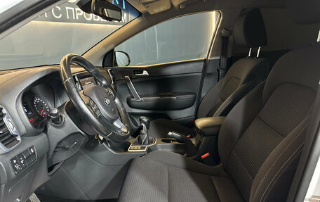 KIA Sportage IV рестайлинг, 2018 год, 2 135 000 рублей, 7 фотография