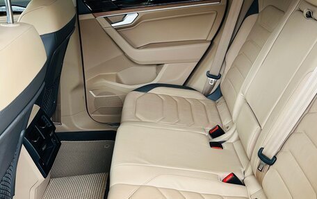 Volkswagen Touareg III, 2019 год, 5 495 000 рублей, 11 фотография