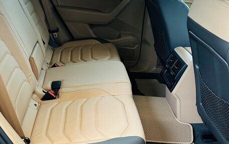 Volkswagen Touareg III, 2019 год, 5 495 000 рублей, 10 фотография