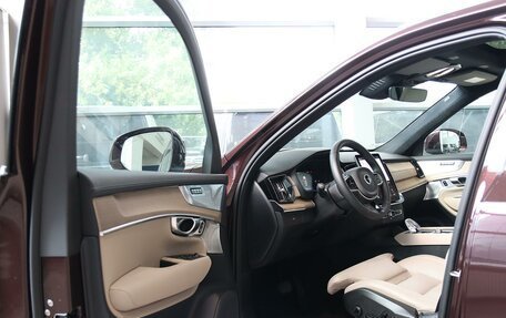 Volvo XC90 II рестайлинг, 2025 год, 9 600 000 рублей, 5 фотография