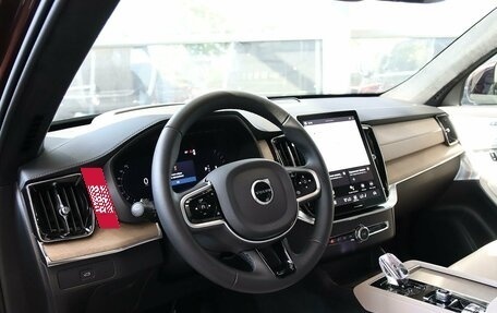 Volvo XC90 II рестайлинг, 2025 год, 9 600 000 рублей, 9 фотография
