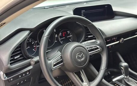 Mazda 3, 2022 год, 1 385 000 рублей, 9 фотография