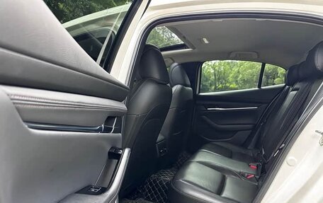 Mazda 3, 2022 год, 1 385 000 рублей, 11 фотография