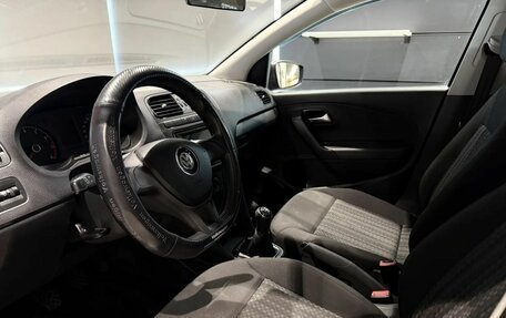 Volkswagen Polo VI (EU Market), 2015 год, 695 000 рублей, 12 фотография
