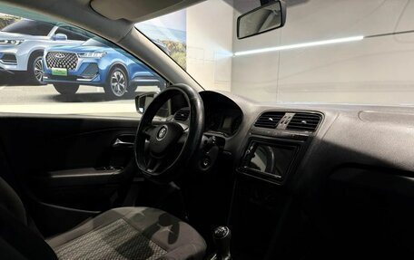 Volkswagen Polo VI (EU Market), 2015 год, 695 000 рублей, 13 фотография
