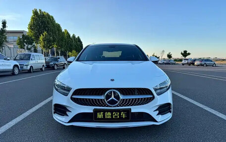 Mercedes-Benz A-Класс, 2022 год, 1 642 000 рублей, 2 фотография