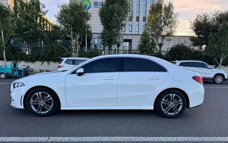 Mercedes-Benz A-Класс, 2022 год, 1 642 000 рублей, 4 фотография