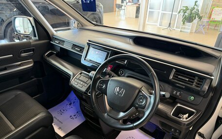 Honda Stepwgn IV, 2015 год, 1 949 000 рублей, 11 фотография