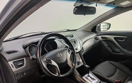 Hyundai Elantra V, 2011 год, 690 000 рублей, 14 фотография