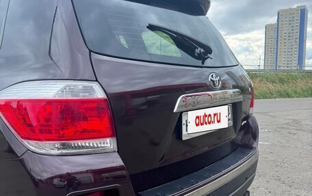 Toyota Highlander III, 2012 год, 1 400 000 рублей, 13 фотография