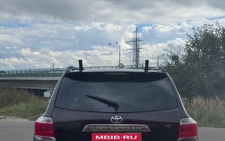 Toyota Highlander III, 2012 год, 1 400 000 рублей, 15 фотография