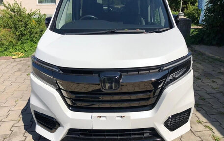 Honda Stepwgn IV, 2021 год, 2 050 000 рублей, 3 фотография